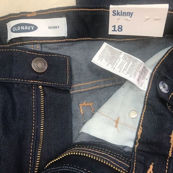 Old navy Blue Jeans - Picture 6 of 8